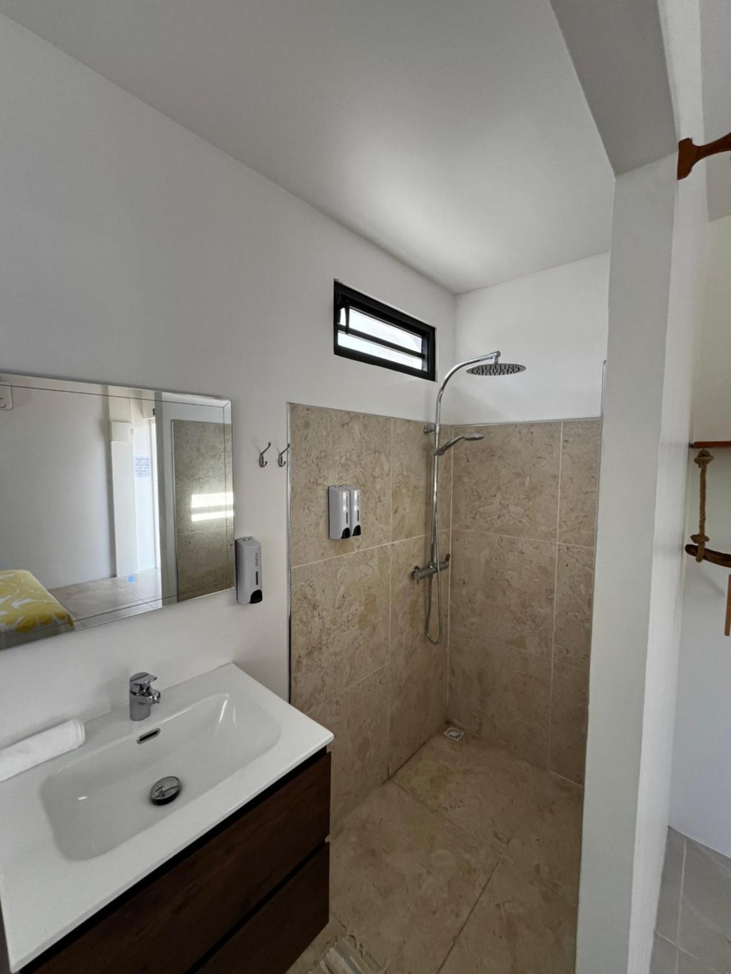 Moorea Chill And Beach Lodge Teavaro Exterior foto
